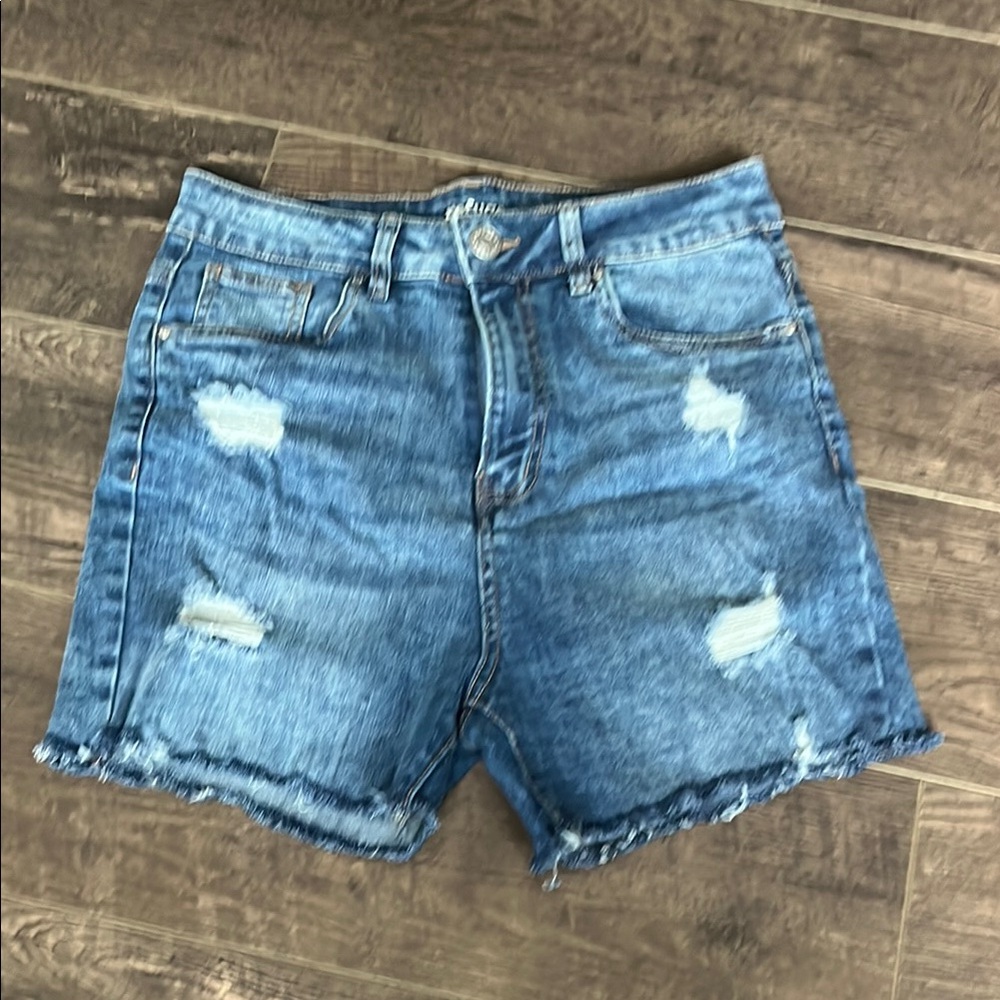 Refuge Blue Distressed Jean Shorts
